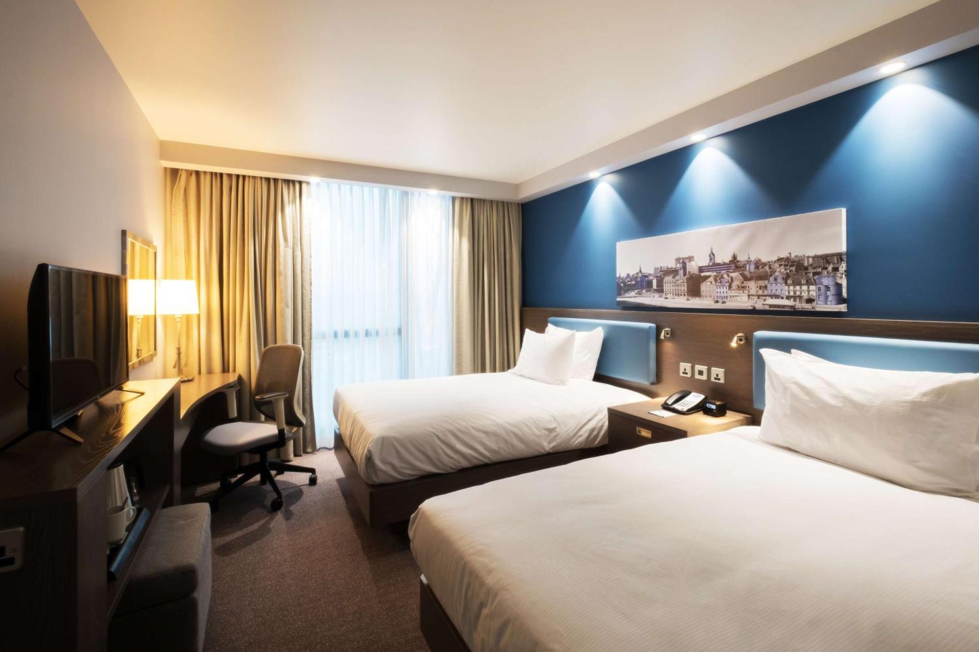 Hampton By Hilton Aberdeen Airport Dyce Exteriör bild