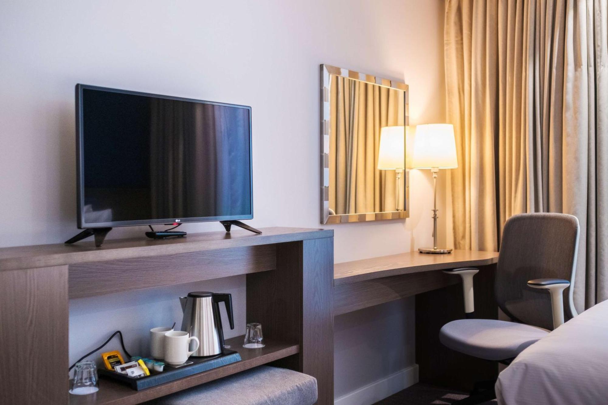 Hampton By Hilton Aberdeen Airport Dyce Exteriör bild